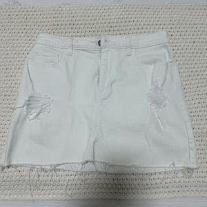 Hollister skirt, worn twice, can be styled different ways.